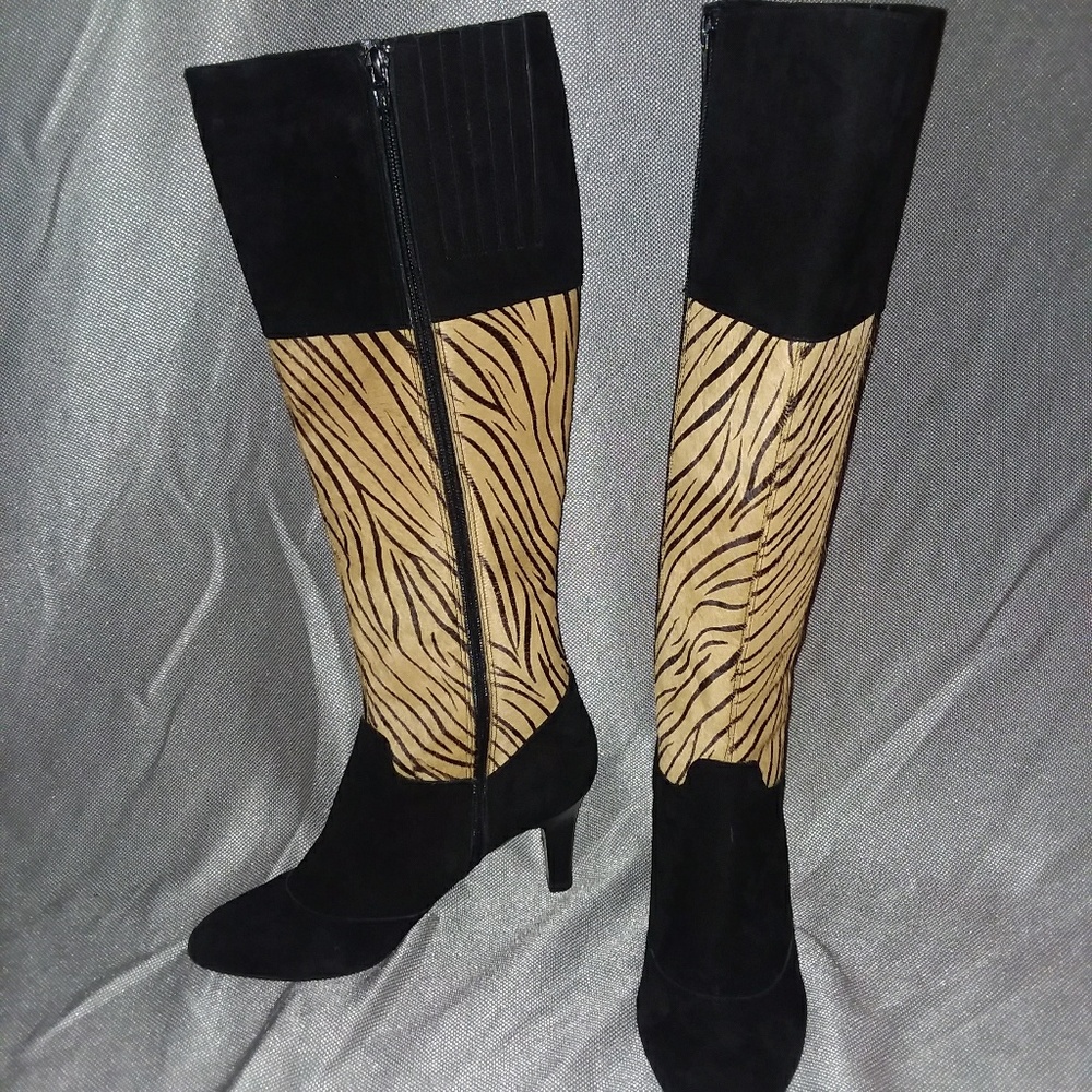 VANELI Black Suede & Animal Print boots Sz 8